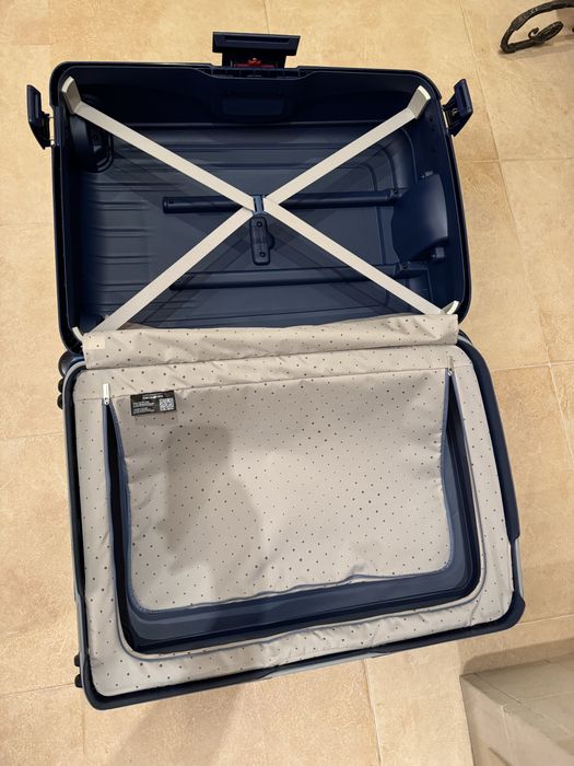 Samsonite мала, середня та велика нова валіза