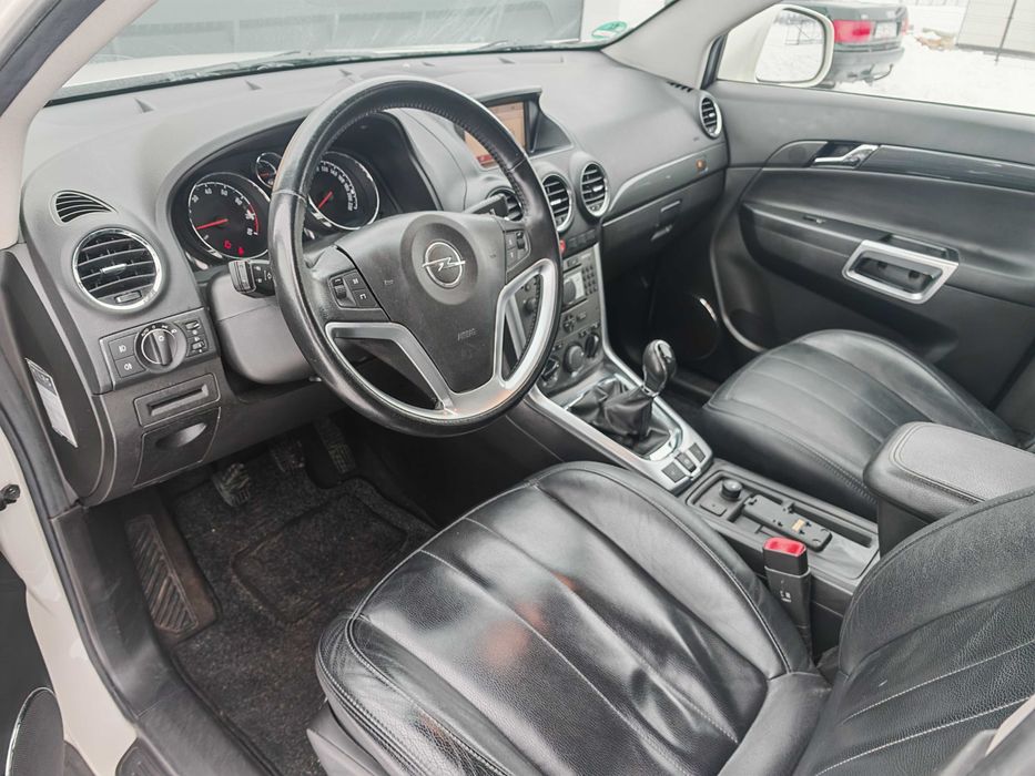 Opel Antara 2.4 benzyna 167KM Klima Navi Grzane fotele