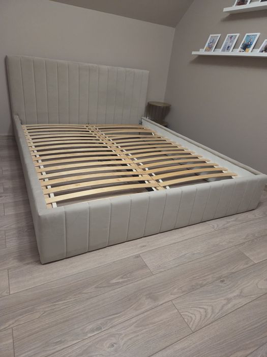 Łóżko tapicerowane 160x200