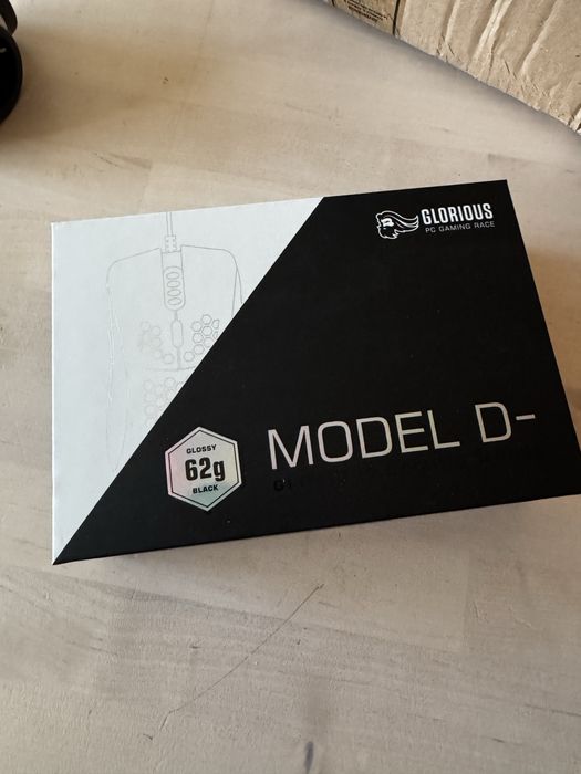 Rato Gaming Glorious model D preto