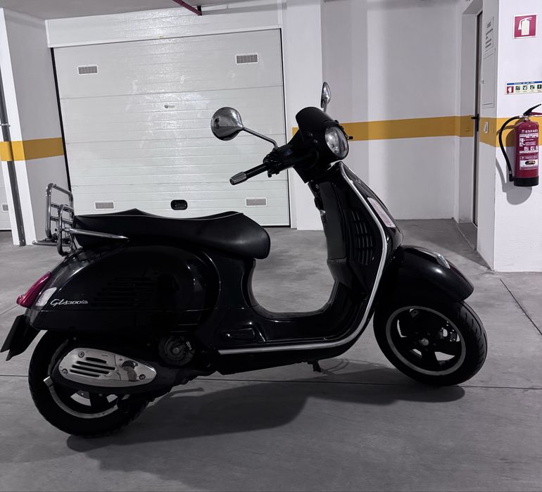 Vendo Vespa GTS 300