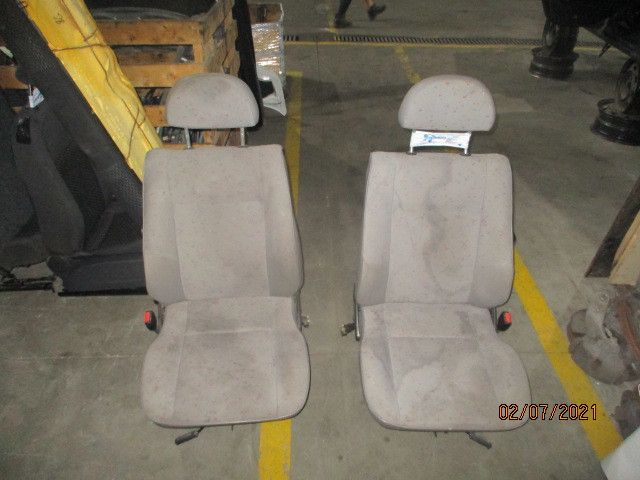 Conjunto de bancos VOLKSWAGEN Caddy II (9K)