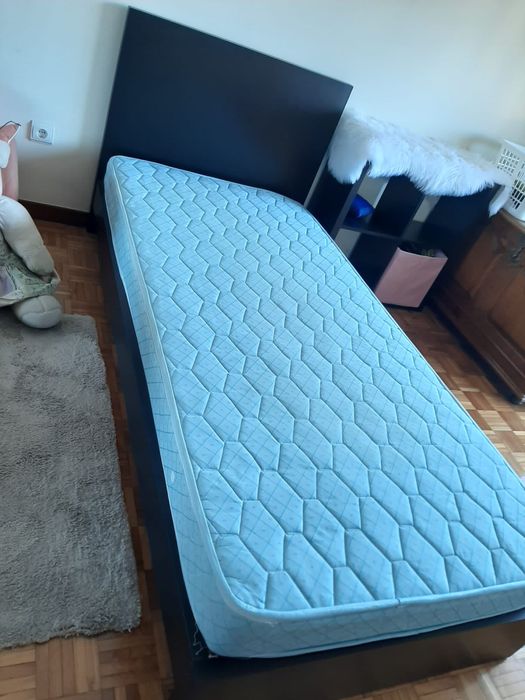 Cama Solteiro com colchão e estrado