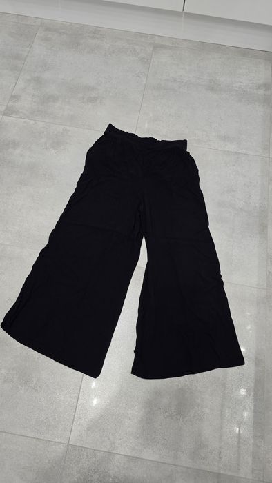 Czarne szerokie spodnie na gumce 38 H&M