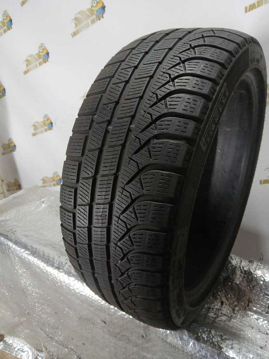 Шина Pirelli 245/40R19. 1шт. Зима Розпаровка 2020р. (0243)