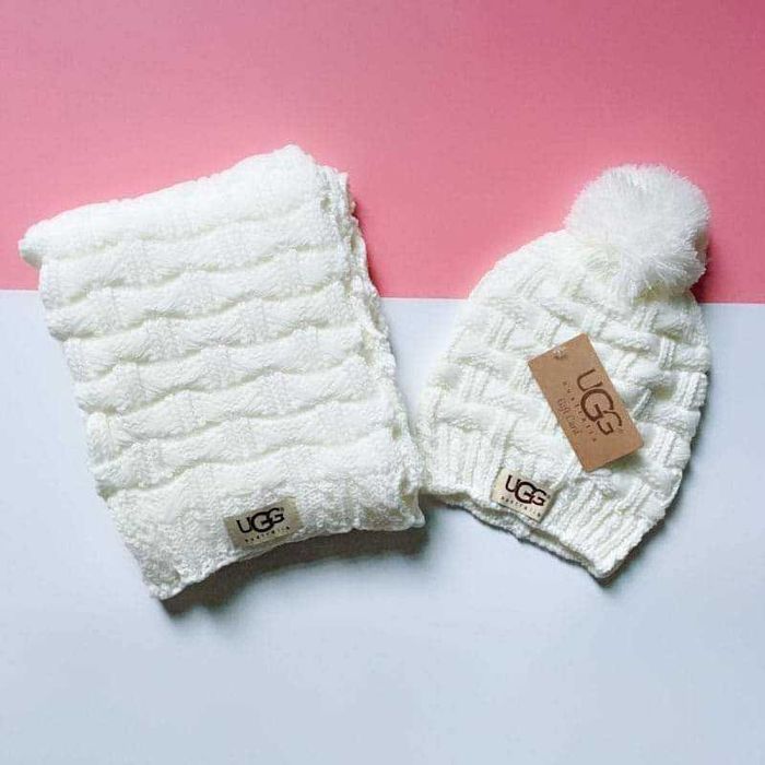 Зимняя шапка + шарф UGG
