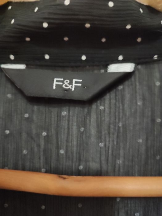 Sukienka etui elegancka