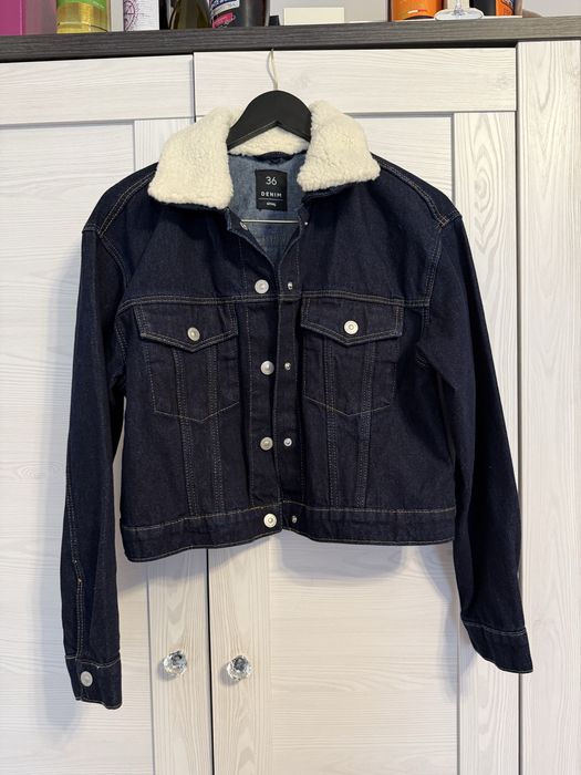Kurtka damska jeansowa sinsay z kożuchem katana krotkq