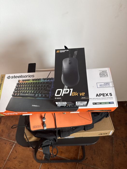 Portatil Acer Nitro V 15 Gaming (32GB RAM / 1.5TB SSD / Mochila + Perifericos )