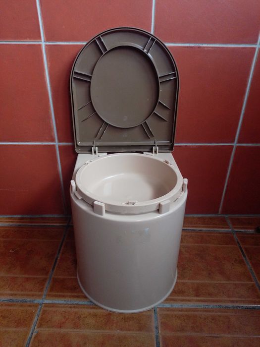 WC portátil em plástico