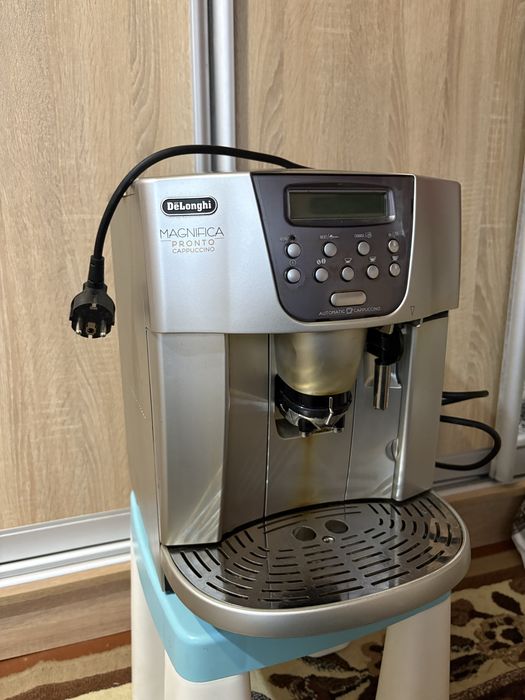 DeLonghi Magnifica Pronto Cappuccino ESAM 4500 S