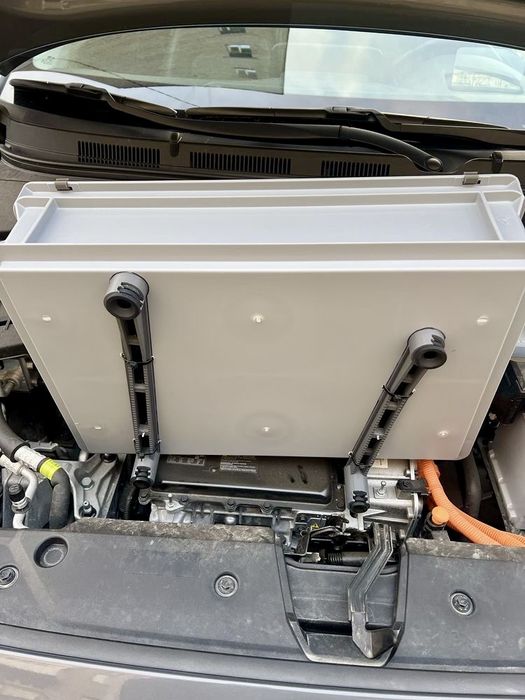 Продам кріплення для переднего багажника Kia soul, Niro, Hyundai Kona