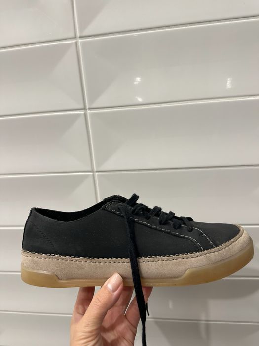 Кросівки, кеди Clarcs