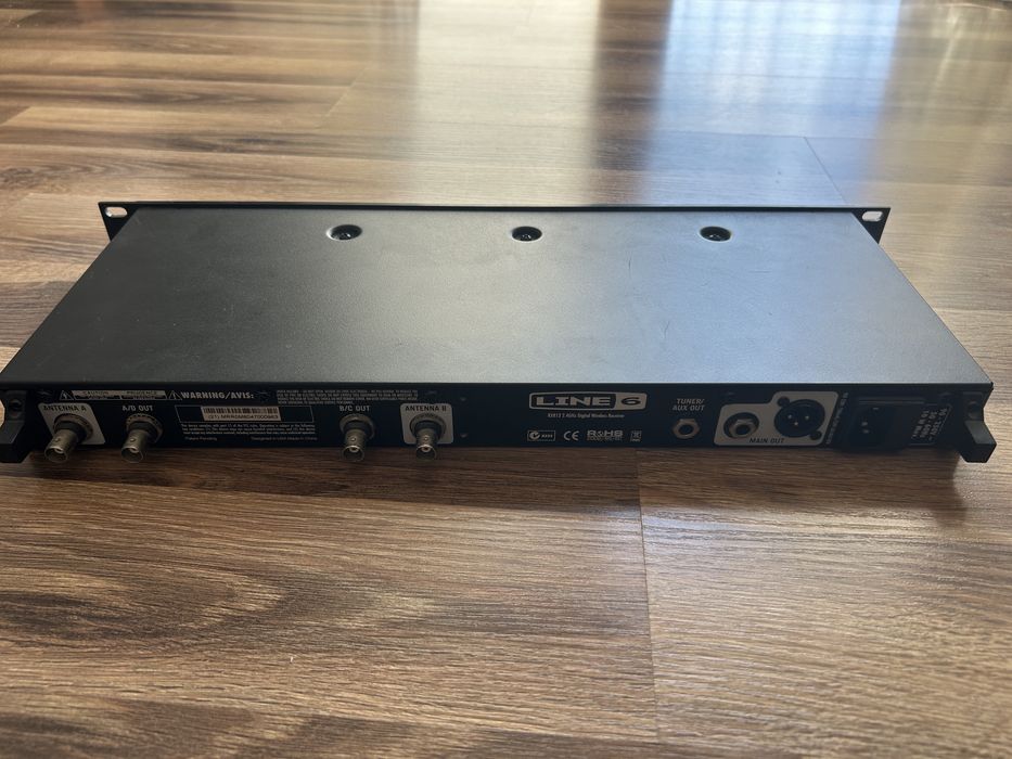 System bezprzewodowy do gitary Line 6 Relay G90 Rack Wireless System