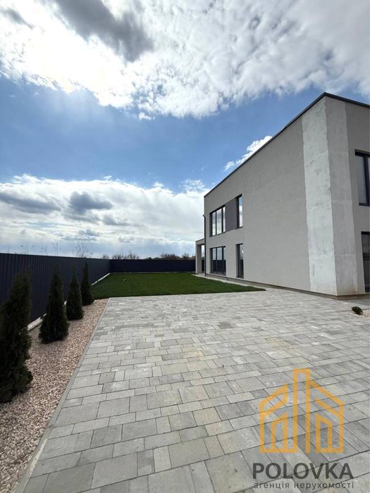 БЕЗ КОМІСІЇ Продаж просторого 4-кімнатного дуплексу, Сторожниця