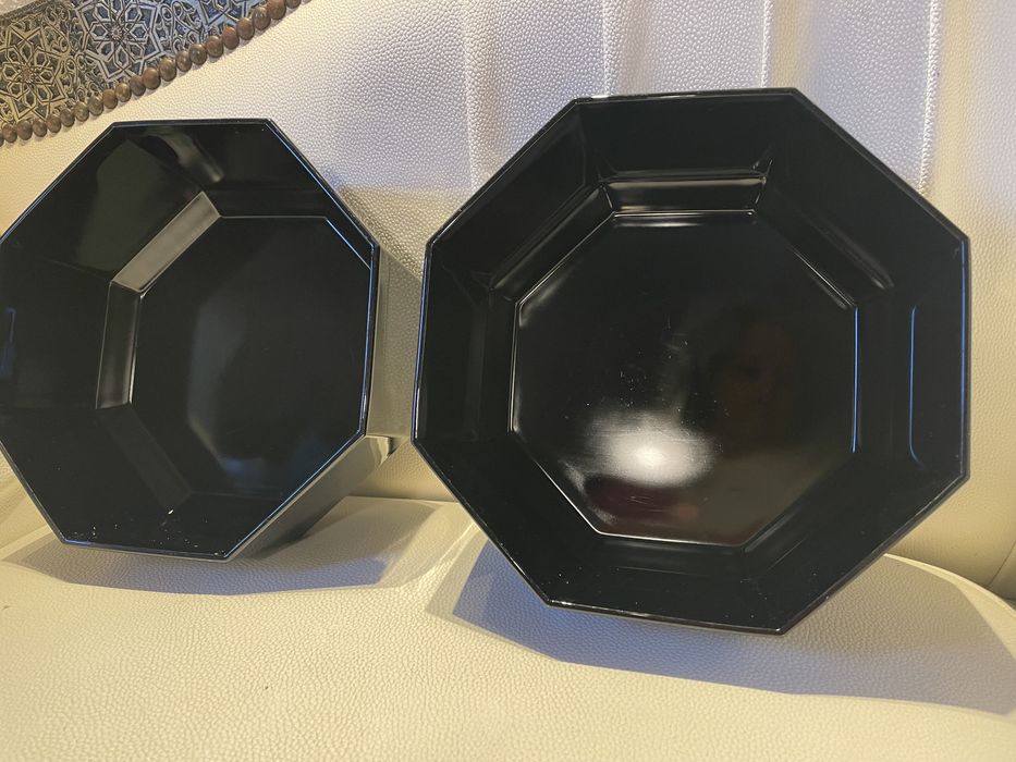 Duas saladeiras em loiça preta brilhante Zara Home