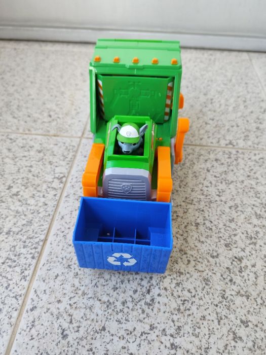 Camião patrulha pata