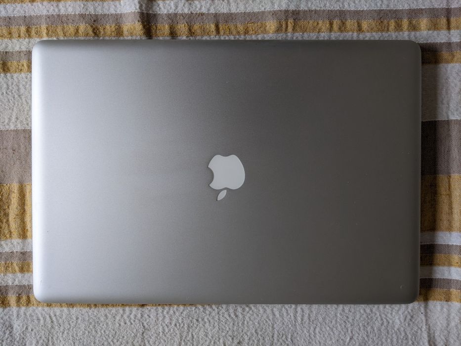 Macbook Pro 17" Early 2009