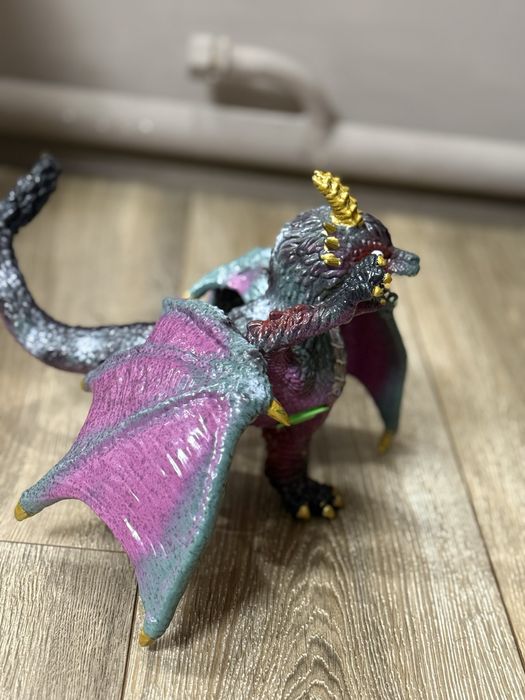 Іграшка дракон дитячій стан нового