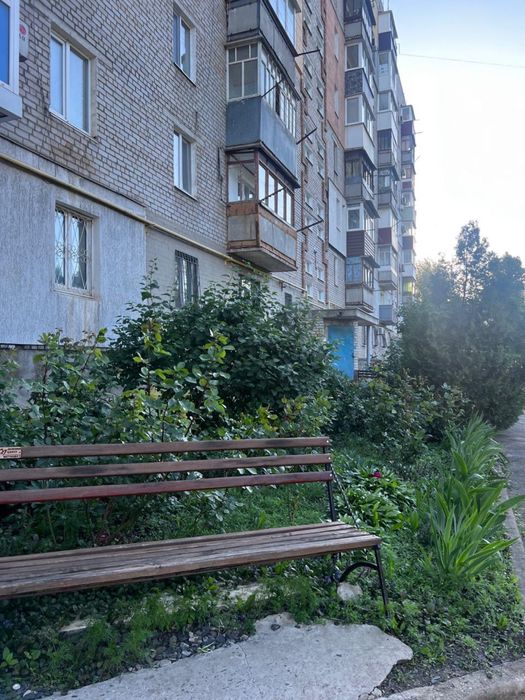 Продам 4х ком.квартиру ул.Рекордной,44 квартал