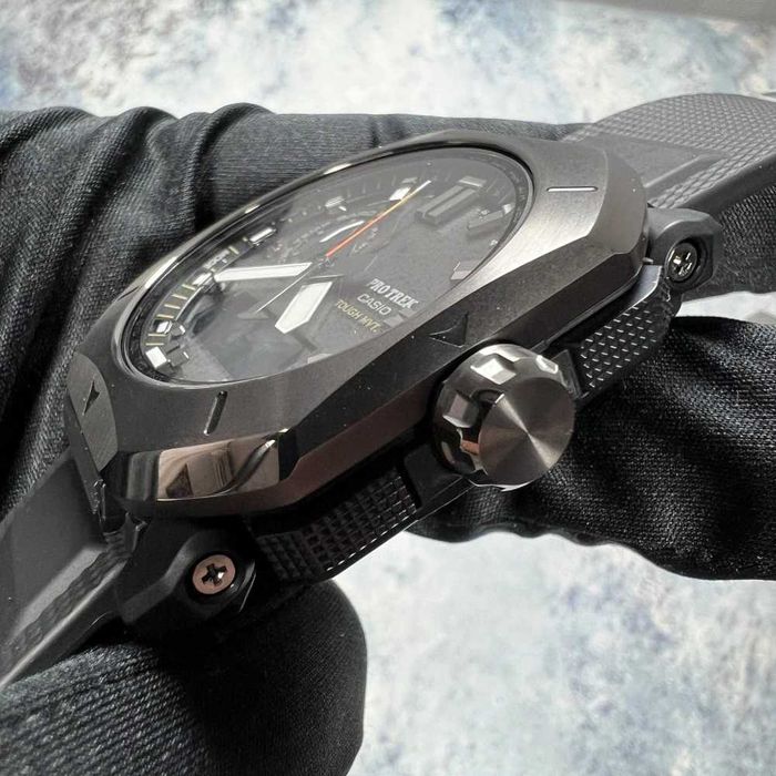 ОРИГІНАЛ:  Casio Pro Trek PRW-6900Y-1JF. Гарантія 24 місяці