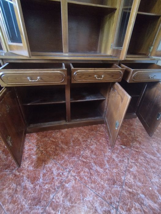 Móvel sala de jantar, mesa e cadeiras