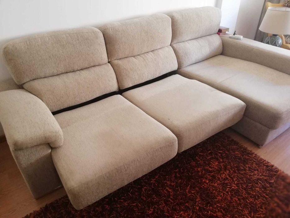 Sofá 2 lugares + chaise longue