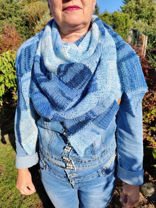 Chusta szal trójkątna handmade