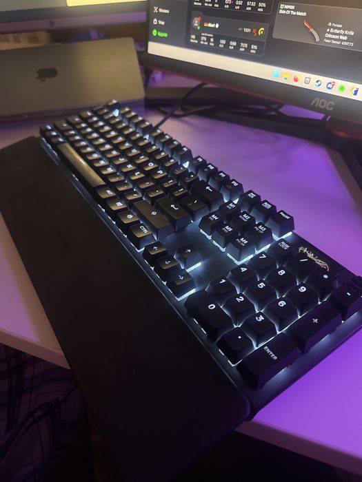SteelSeries Apex 5 [SEMI-NOVO]
