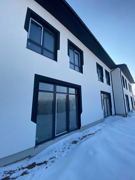 терміновий продаж таунахауса в крихівцях