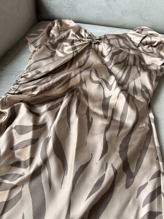 Sukienka satynowy połysk marc cain