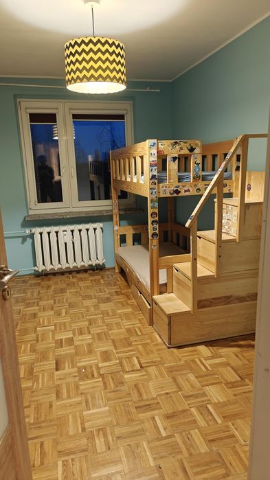 Łóżko piętrowe sosnowe