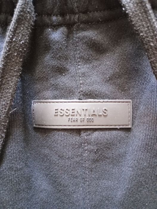 Spodenki Essentials FOG