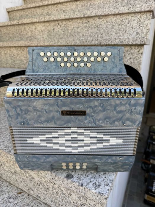 Concertina Nusbaummer 3 voz. Sol# Do# Fa#