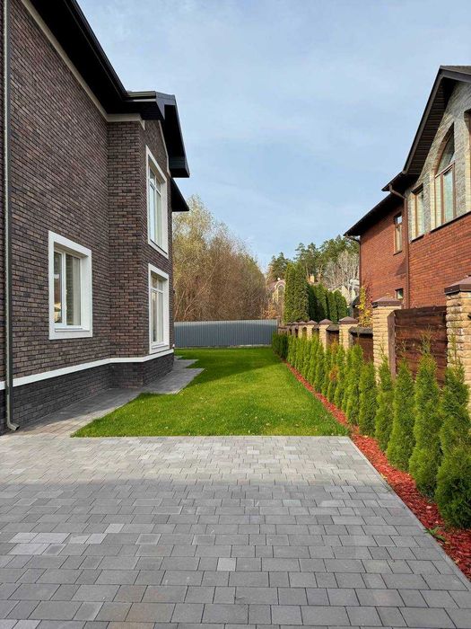 Ексклюзивний Будинок в Лісовій Частині Котеджного Містечка с.Стоянка