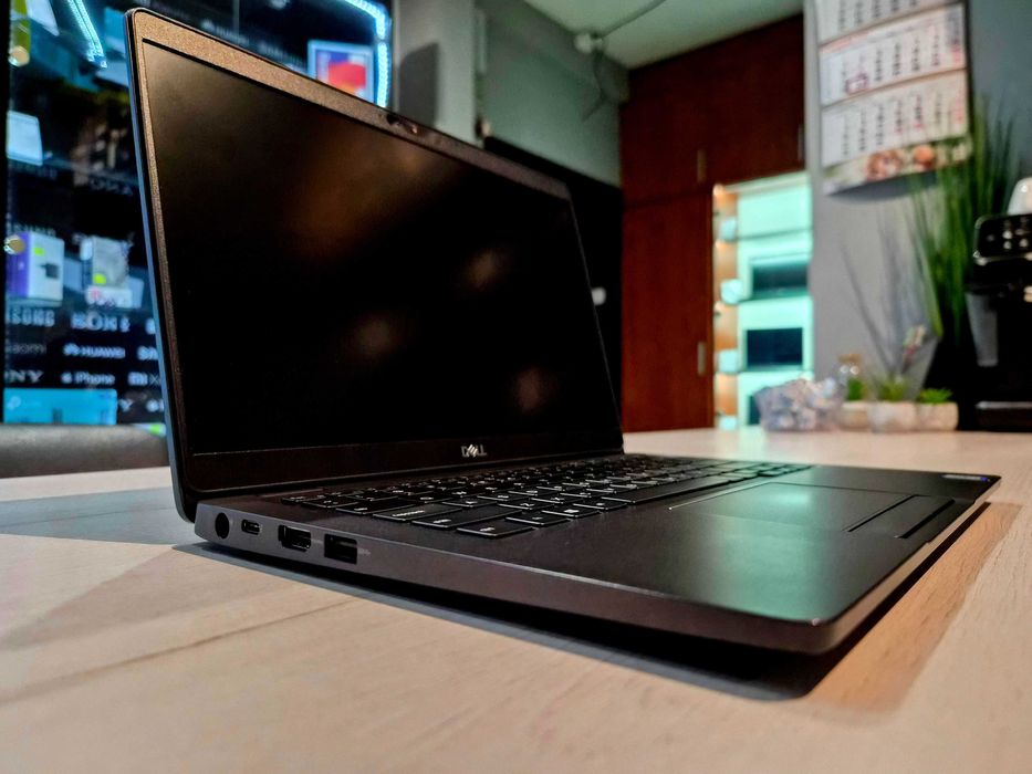 Dell Latitude 5300, intel i7, 8gb ram, SSD, Windows 11