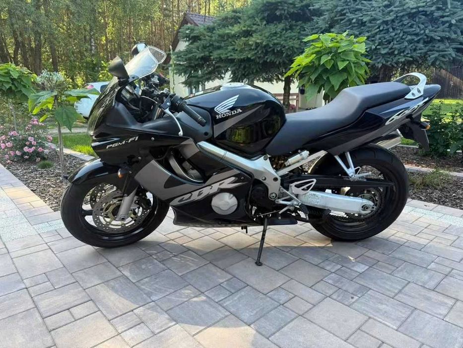 Honda CBR F4i 600