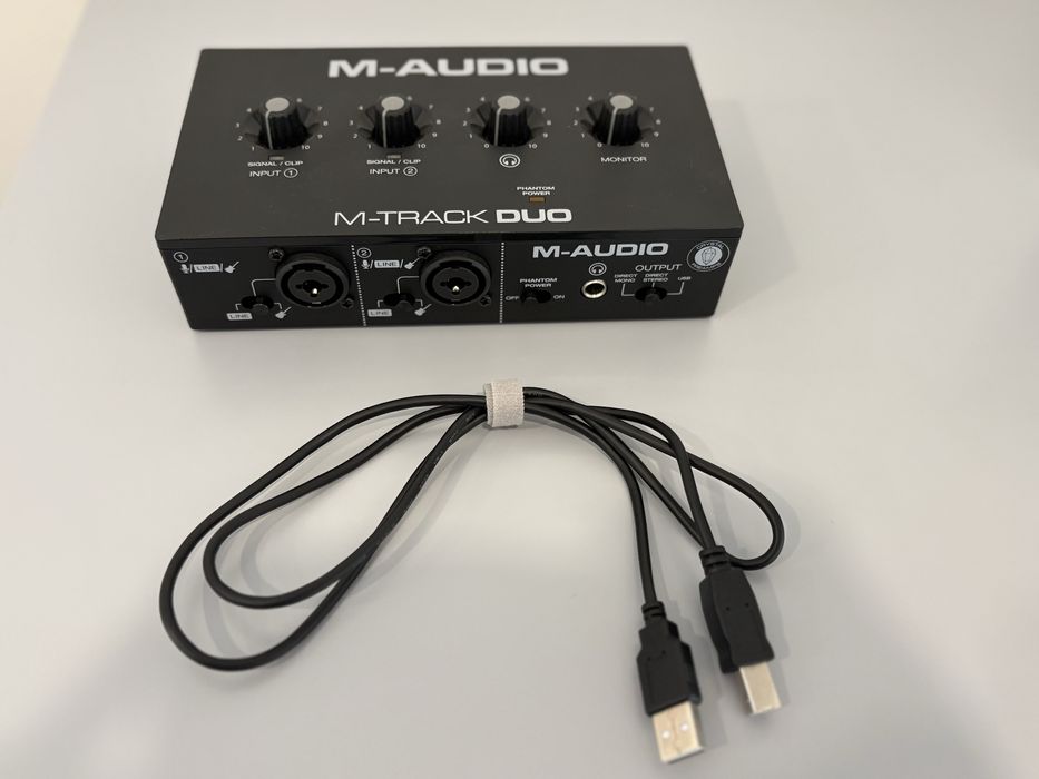 Kit Completo Fender Squier Stratocaster HH + Interface Áudio