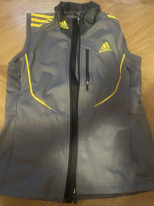 Kamizelka adidas do biegania wind stoper