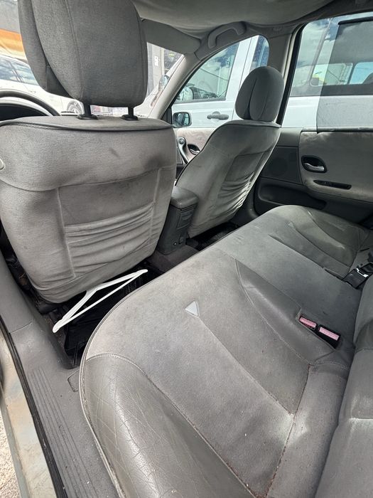 Carro Renault Laguna dci