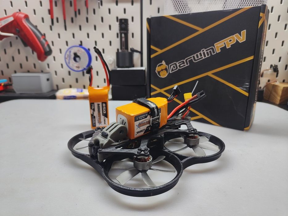 Dron FPV cinewhoop DarwinFPV Cineape25 ELRS 2,5" 2,5 cala LiPo 4s ZEST