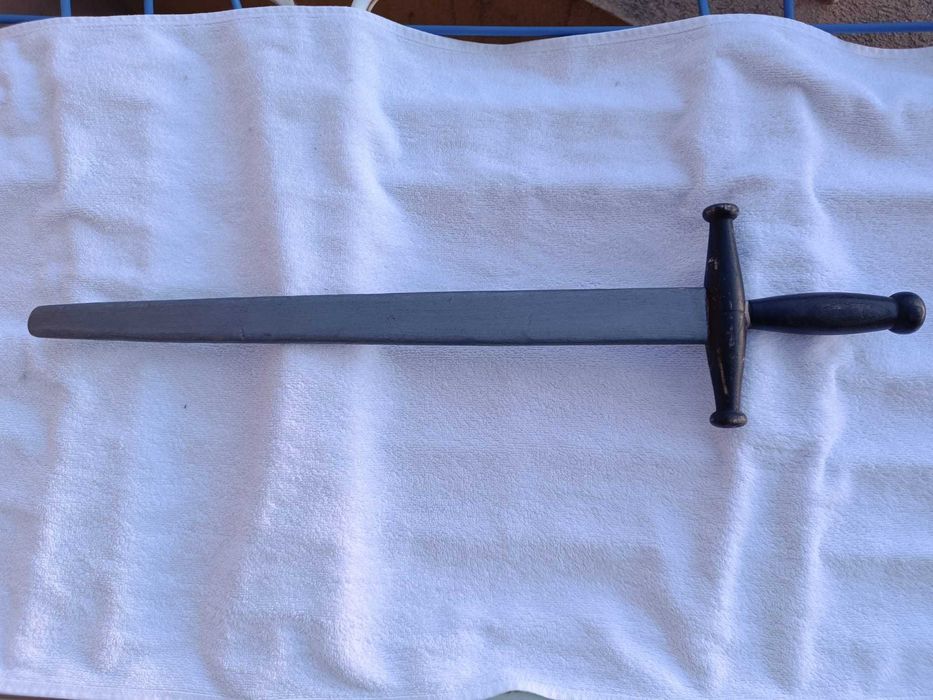 Espada e Escudo de madeira para Crianças