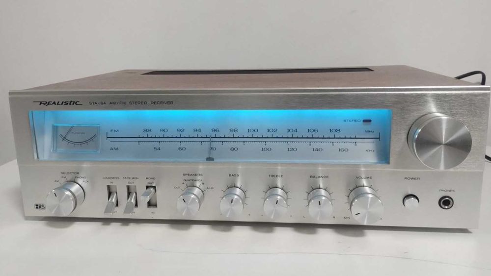 Стерео ресивер  Realistic STA-64.