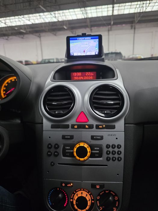 Opel Corsa Diesel 5 Lugares | 149 mil kms | 2013