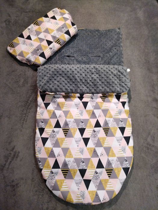 Zestaw na zimę do wózka i gondoli: śpiworek i mufka