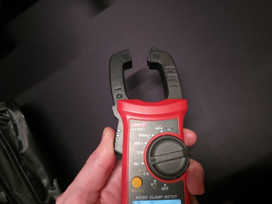 Струмовимірювальні кліщі UNI-T UT-204+