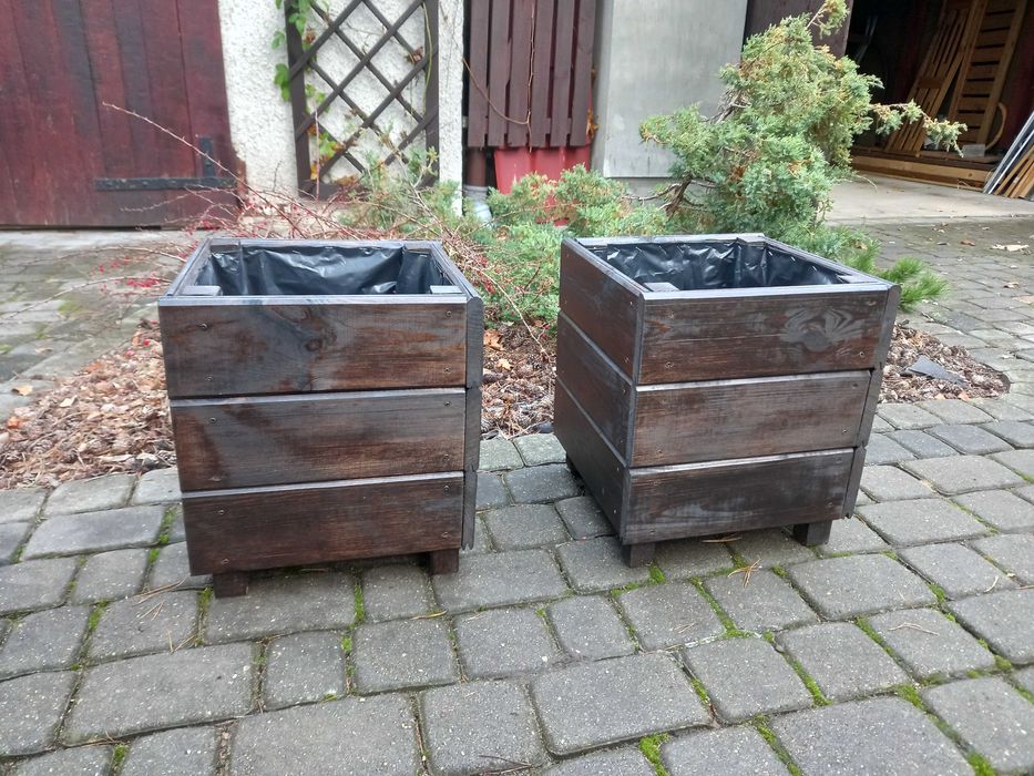 Doniczka drewniana 35x40