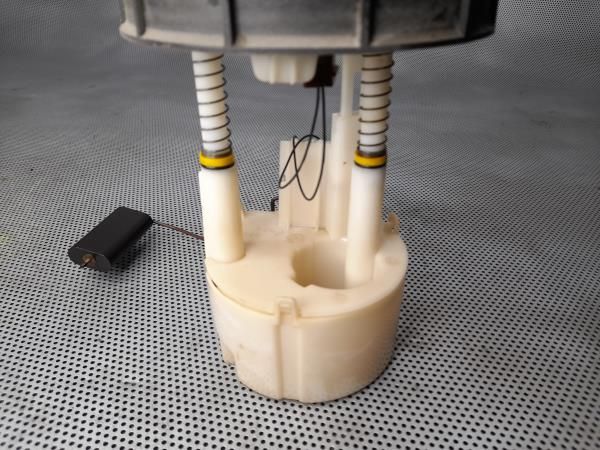 Boia combustível NISSAN Juke (F15)