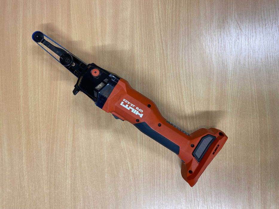 Akumulatorowy pilnik taśmowy HILTI GFB 6X-A22