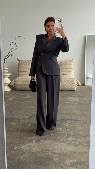 Женский костюм пиджак+брюки палаццо чорный,шоколад Жіночий костюм